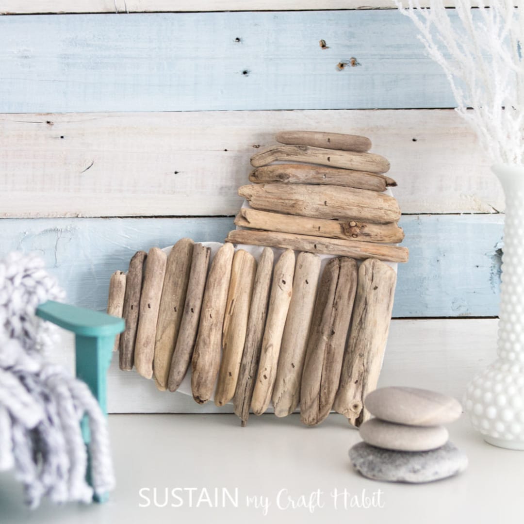 Small Driftwood Heart Decoration | Coastal Style Decorating | Handmade