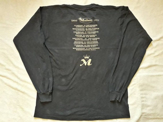 Millésime 1992 folie Tour à manches longues. 1990 VTG des années 90 des années 1990 longues. Concert Ska Tee LS les mauvaises manières les promos 68f456 Millésime 1992 folie Tour à manches longues. 1990 VTG des années 90 des années 1990 longues. Concert Ska Tee LS les mauvaises manières les promos 68f456