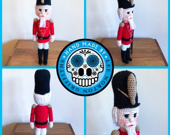 Amigurumi Nutcracker Pattern, motif de casse-noix au crochet, motif de casse-noisette, motif de Noël au crochet, motif amigurumi de Noël