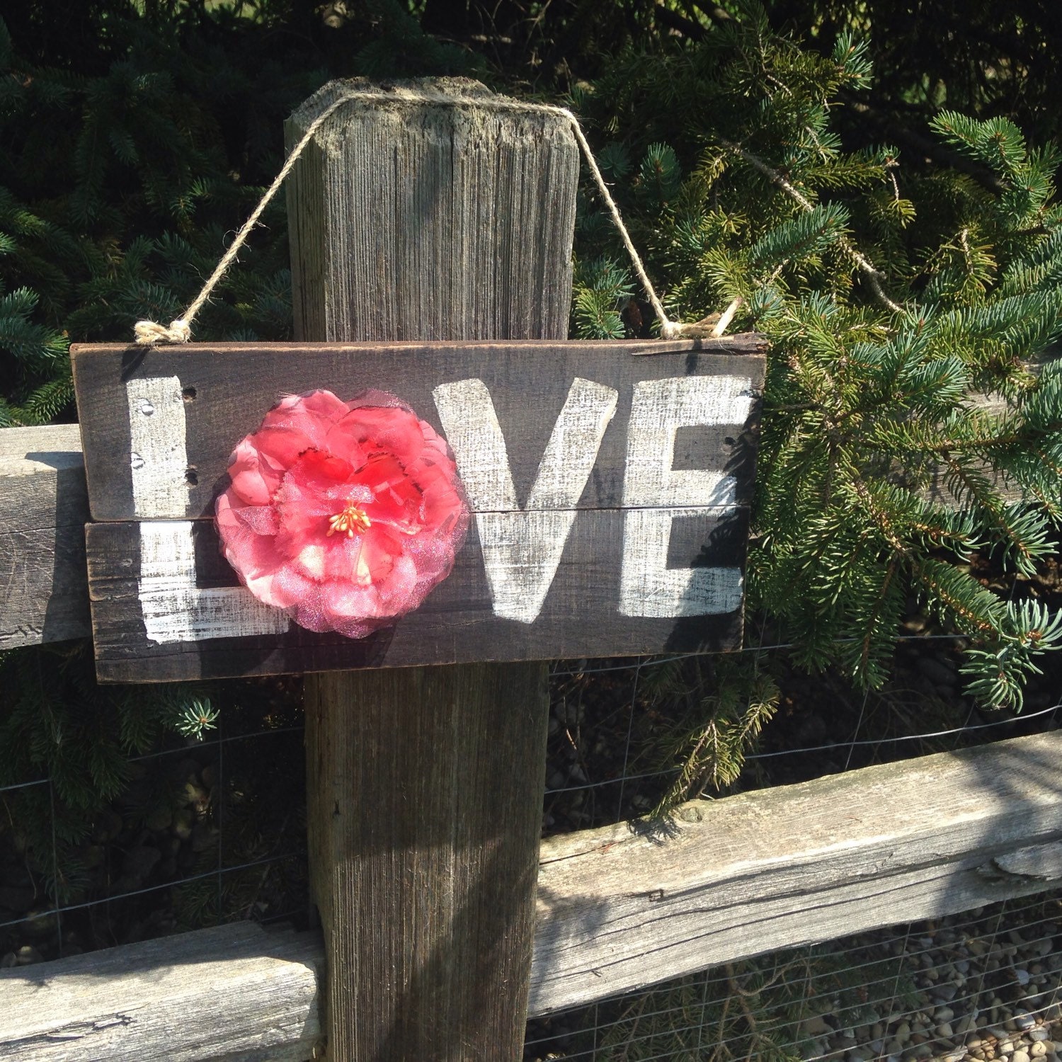 Rustique, récupéré CLOTURE en bois style mûr « love »