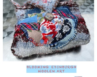 Tasche, boho, rot blau, Unikat handgemacht, BLOOMING EDINBURGH, unique art, upcycling, nachhaltig, Handytasche, Frühling, folk art, ethno