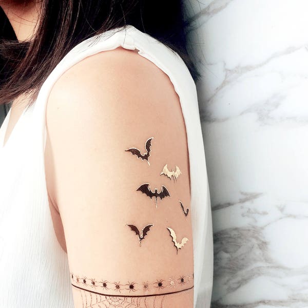 Tatouage temporaire de chauve-souris d’Halloween par PAPERSELF