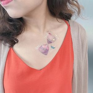 Hourglass Metallic Gold Temporary Tattoo