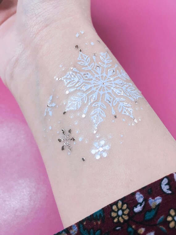 Weisse Schneeflocke Weihnachten Temporare Tattoo Von Paperself Etsy