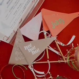 PRINTABLE} Mini Pennant Flags for Christmas