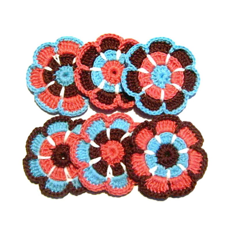 Set 6 colorful crochet flower appliques 2.3 inc Made in Italy Set 6 applicazioni fiori colorati all/'uncinetto