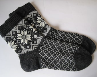 Big Men Scandinavian Classic Knit Norwegian High Socks Christmas Star Natural Estonia wool 100%quality classEU44-46US11-12 warm comfort feet