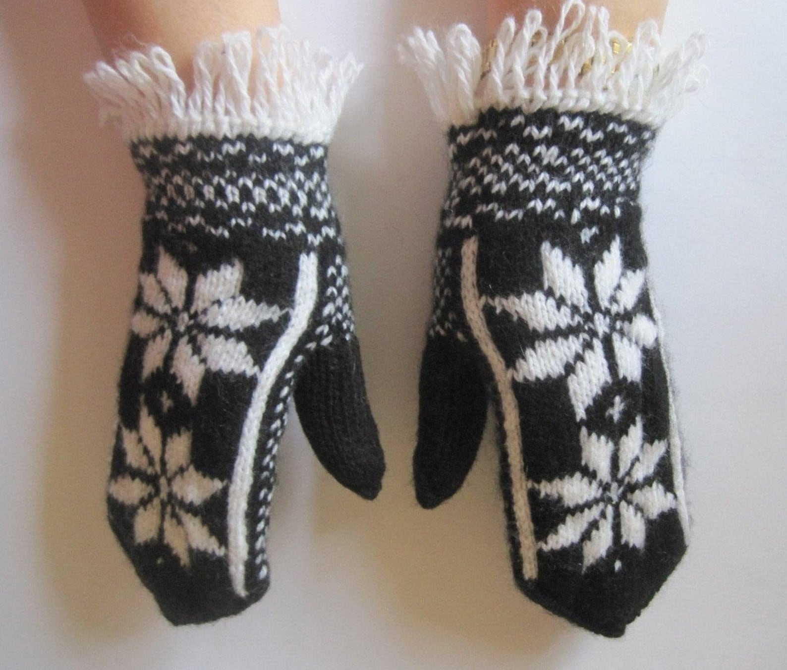 Hand Knit Norwegian Selbu Mittens Pattern Natural Merino Wool Etsy