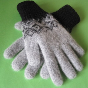 Gants pour hommes Style scandinave traditionnel Modèles de mode folklorique de Norvège Tricot Feutre Fil de laine Angora naturel de qualité Agréable Chaud Doux pour les mains image 3