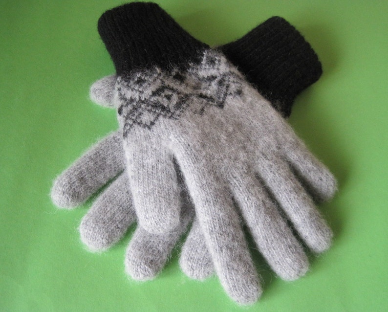 Gants pour hommes Style scandinave traditionnel Modèles de mode folklorique de Norvège Tricot Feutre Fil de laine Angora naturel de qualité Agréable Chaud Doux pour les mains image 3