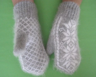 Traditional and Fashion Norway Snowflake Pattern Knit Felt natural Goat Down yarn Women Mittens Nice Warm Soft for hands Scandinavia Classic