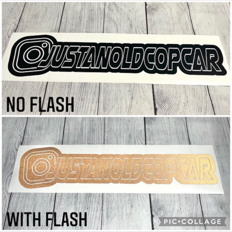 Puede incluir: Una calcoman&iacute;a de vinilo rectangular con el logotipo de Instagram seguido del texto JUSTANOLDCOPCAR en una fuente sans-serif en negrita. La versi&oacute;n superior es negra s&oacute;lida, mientras que la inferior muestra un acabado dorado brillante.