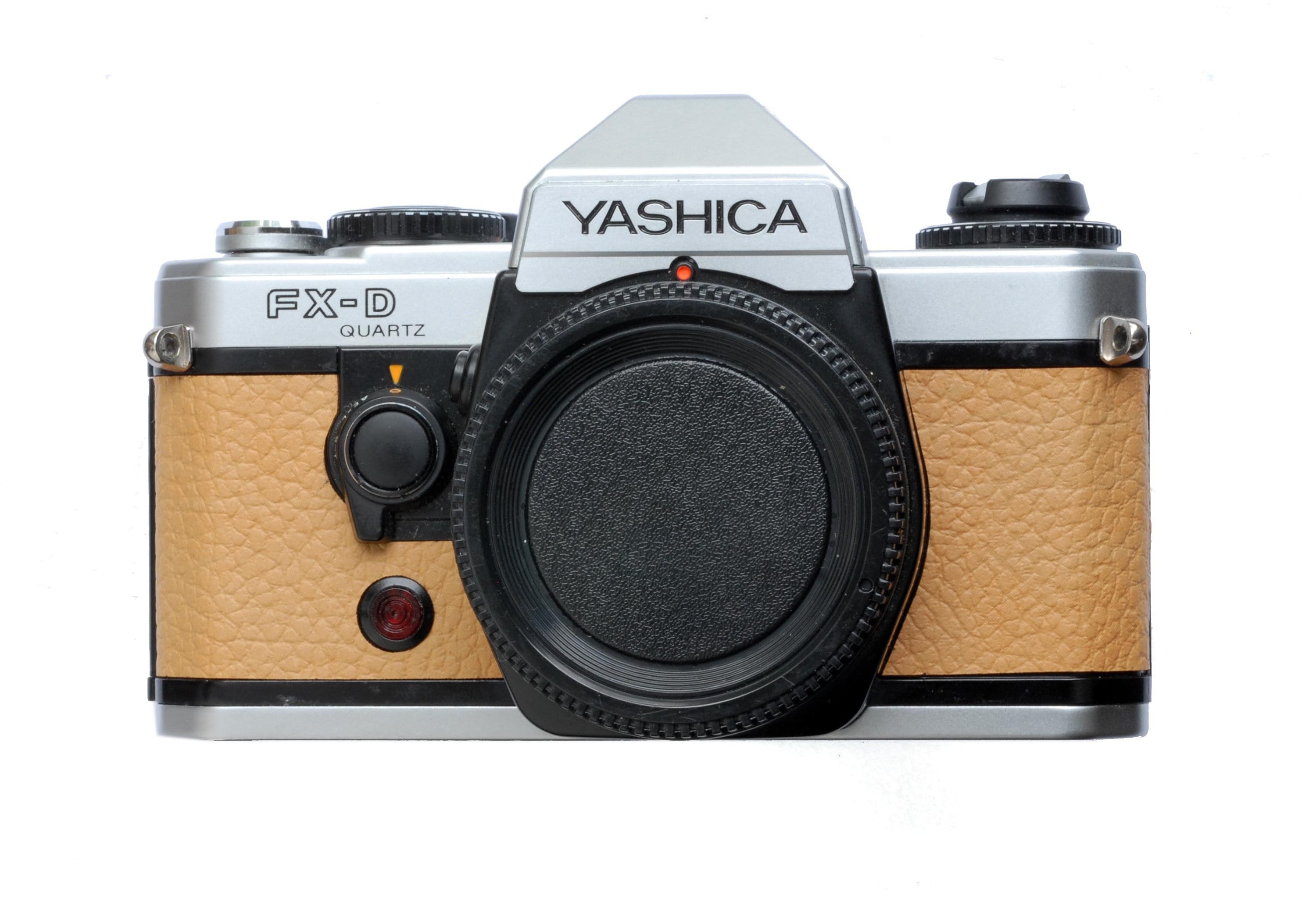 ヤシカ FX-D レンズ付き YASHICAが“アナログ風デジタルカメラ”を国内先行販売。往年のフィルム
