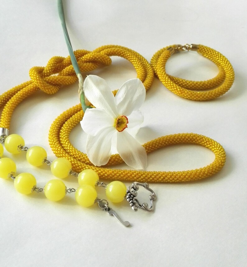 Lariat sand in the desert shiny Beaded necklace crochet jewelry gift women rope elegant jewelry long bead lariat bracelet doubles yellow