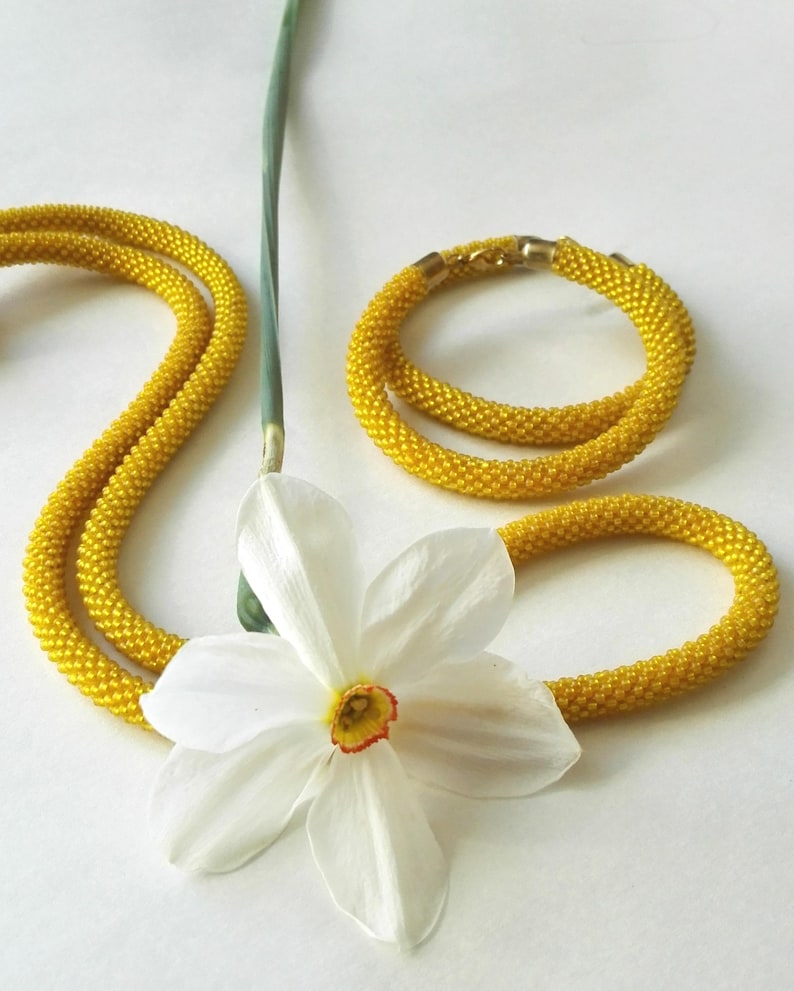 Lariat sand in the desert shiny Beaded necklace crochet jewelry gift women rope elegant jewelry long bead lariat bracelet doubles yellow