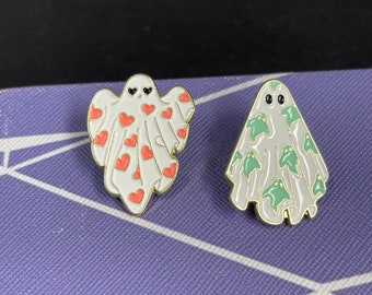 Cute Ghost Enamel Pins, Chubby Ghosts Enamel Pins, Spooky Ghost Brooches Badge, Ghost Lapel Pin, Personalized Gifts, Birthday Gift, Gifts