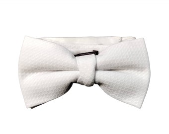 Mens Luxury Marcella Style Golf Texture Design White Bow Tie Pre-Tied