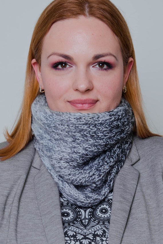 Ombre Black to Grey Knitted Chunky Tube Snood Loop Scarf Cowl Unisex Infinity