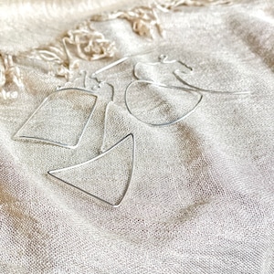 Mobile Threader Earring