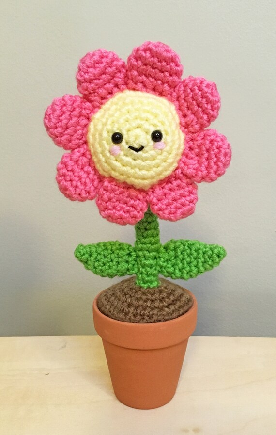 あみぐるみ 鉢植えの花 かぎ針編みの鉢植えの花のあみぐるみのパターン、花のかぎ針編みの