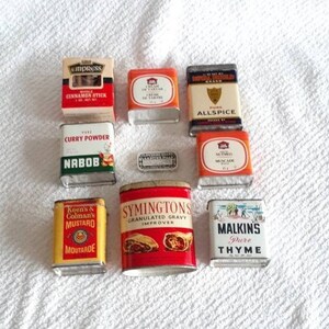 Spices Gravy Vintage Tins Kitchen Decor Malkins Nabob Empress