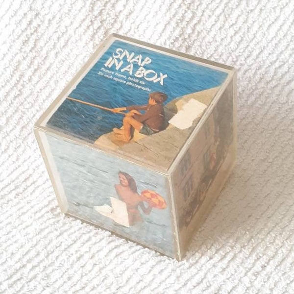 VTG Photo Cube Snap in a Box 3.5 Photo Frame Made in England