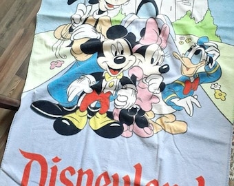Towel Disneyland Character Mickey Minnie Donald Goofy Bath Beach Cotton Disney