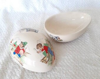 Vintage Easter Egg Ceramic with Nursery Rhymes Little Jack Horner Tom Tom Pipers Son