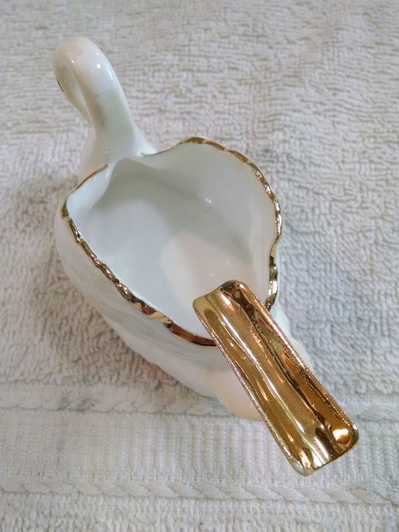 Download Pretty Little Ashtray Bone China Swan Tobacciana Art & Collectibles Art & Collectibles Collectibles
