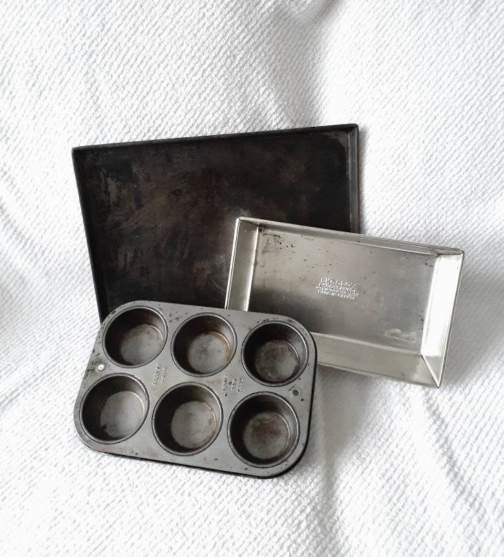 Ekco Baking Pan Set Cupcakes Sheet Loaf Vintage Ekcoloy Etsy
