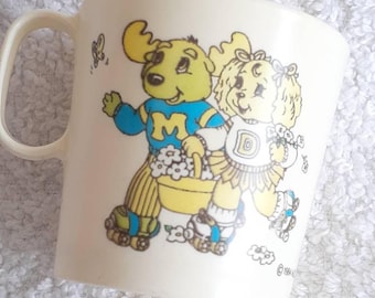 The Get Along Gang Vintage Doll Size Plastic Cup Pretend Play Dishes