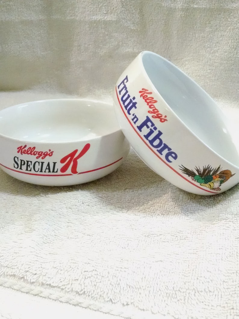 Cereal In Style Vintage Bowls Kellogg's Special K and Kellogg's Fruit