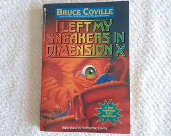 Vintage Paperback I Left My Sneakers In Dimension X Rod Allbright Alien Adventure Story