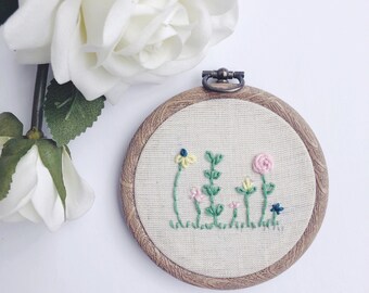 Mini 3" floral field embroidery hoop, Pretty flowers, Botanical embroidery, Floral embroidery, Field of flowers, Forever florals