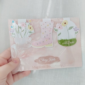 Floral Magnetic Bookmarks - Set of 3 bookmarks - Flower Bookmark Set -Floral Bookmark - Flower Bookmark - Book Lover - Reader Gift - Spring