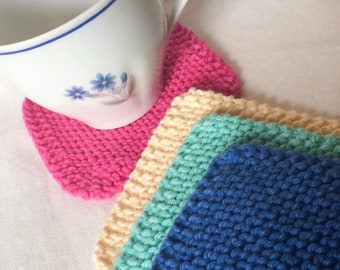 Coasters, Set de Cuatro Costas de Algodón Rosa, Amarillo, Teal y Azul Tejida