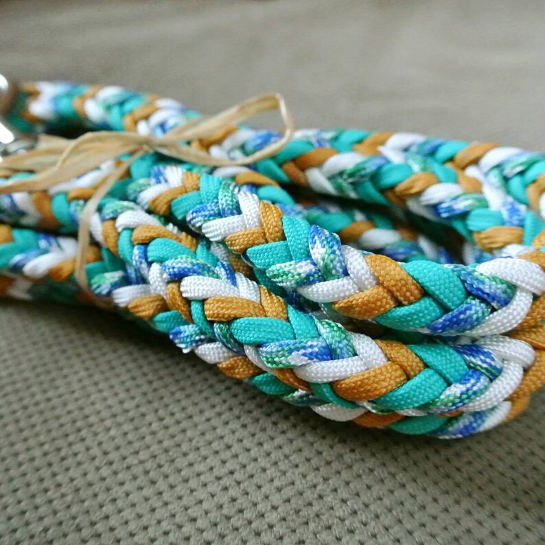 CUSTOMIZABLE Paracord Dog Leash Handmade Out of 550 Paracord. Etsy