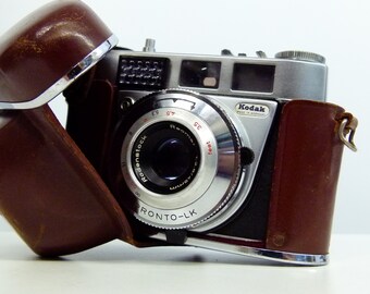 Vintage Kodak Retinette 1b 35mm Camera 1950's - Tested With Film - With Leather Wraparound Case