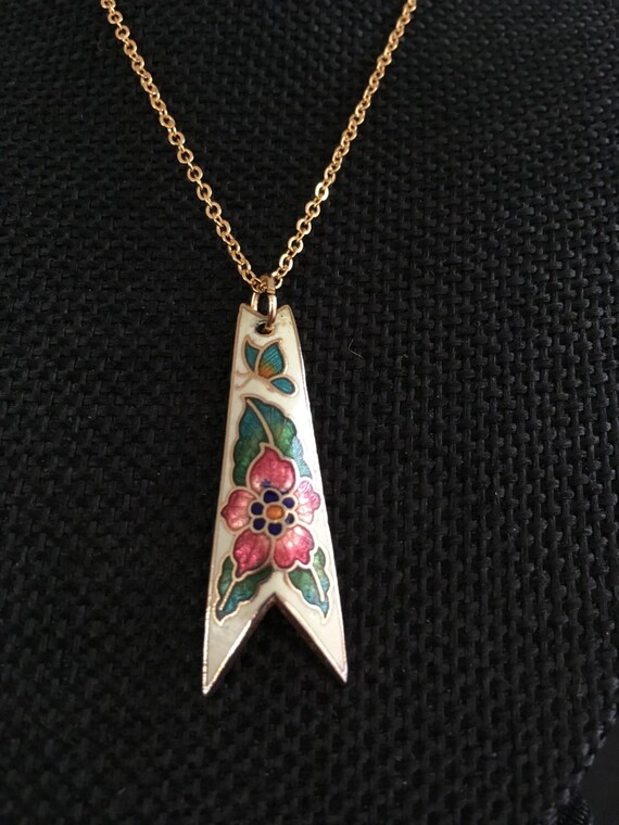 Cloisonne pendant, white cloisonne pendants, vinta