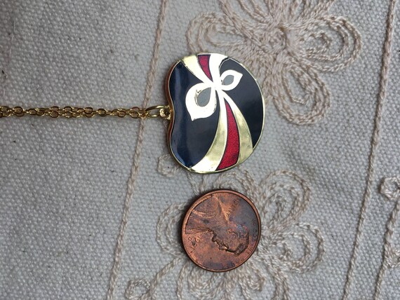 Cloisonne pendant necklace, vintage black cloison… - image 5