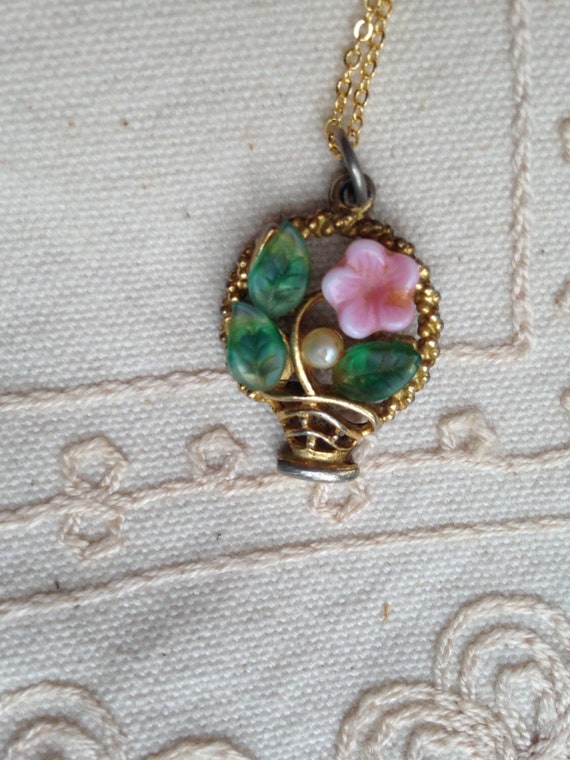 Vintage flower pendant, flower pendant 1950s, vint