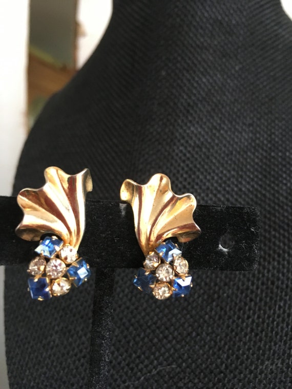 Vintage blue rhinestone earrings, blue earrings, r