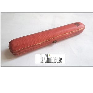 SCATOLA BOUCHERON SCATOLA; Vecchia Scatola Porta Penne o Porta Sigarette, Firmata Boucheron, Epoca 1900, Antiquariato Francese, da Collezione.
