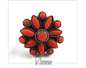 BAGUE MOTIF FLORAL; Bague Argent Massif & Corail; Bague Ethnique; Vintage Années 70; Pour Elle ou Lui; Bijou Vintage en Argent; Handmade.