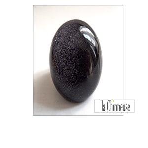 SILVER & GLASS RING; Oversize Cabochon Ring in Glittery Glass; 2000s; For her; Modernist ring; Contemporary Jewel.