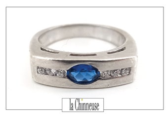 ART DECO RING In Silver and Blue Stone; Tank Style Ring, 1940s, For Her or For Him, Art Deco Jewelry Collection.