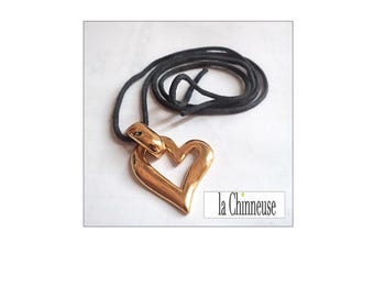 YVES SAINT LAURENT ペンダント、YS L ハート モチーフ ペンダント ジュエリー、1980 年代のヴィンテージ ネックレス、オートクチュール ジュエリー、フランスのヴィンテージ。