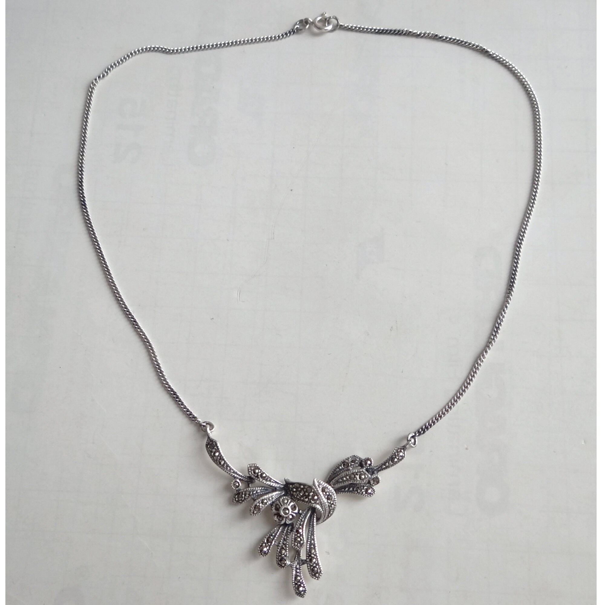 Collier Ras Du Cou Vintage En Argent Massif - Design Ancien Avec éléments Mobiles, Bijou Ancien