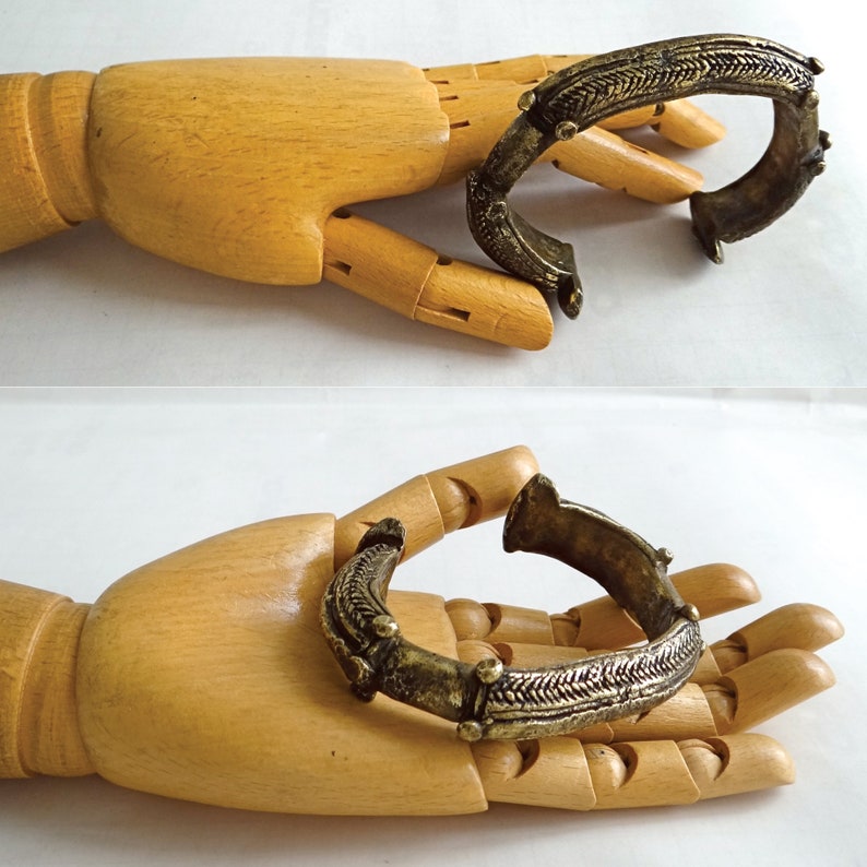 ETHNISCHE MANSCHETTE aus BRONZE Antikes Manschettenarmband Frühes 20. Jahrhundert Stammes-Armband Sammlungsstück. Bild 10