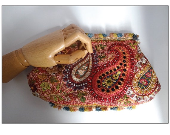 OLD EMBROIDERED POUCH; Rare Entirely Hand Embroid… - image 9